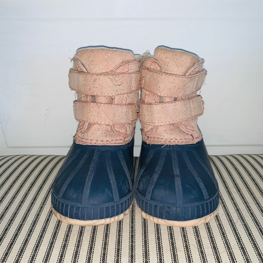Old navy duck boots